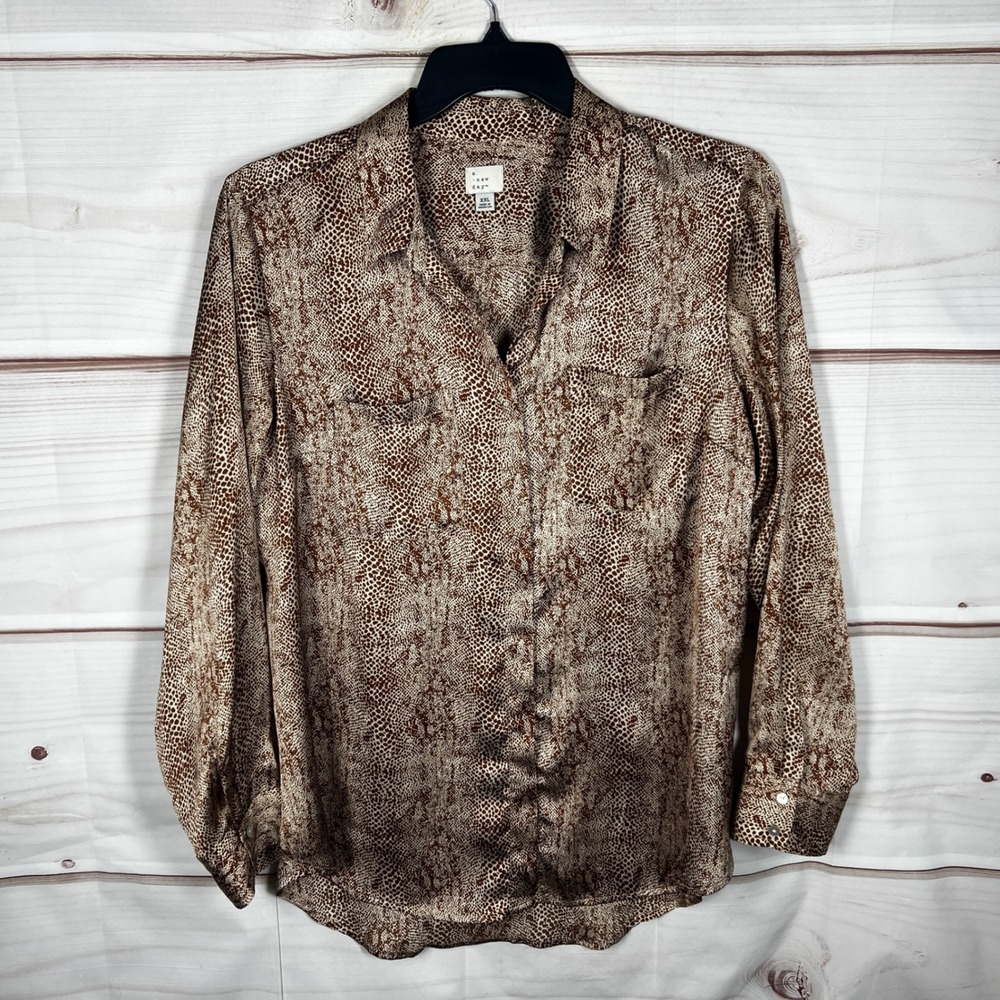 A New Day Button Down Shirt Women XXL Brown Satin Snakeskin Long Sleeve Blouse